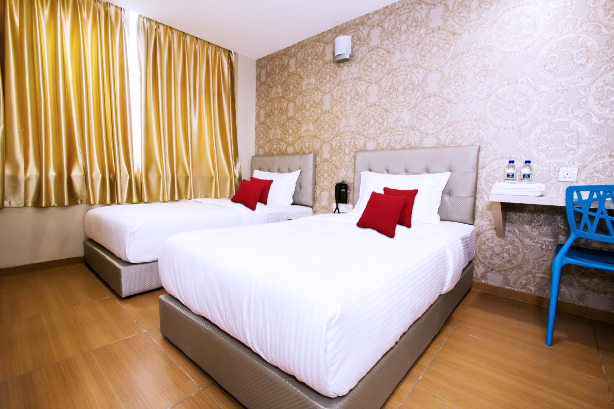 Star Romantic Batu Pahat Exterior photo